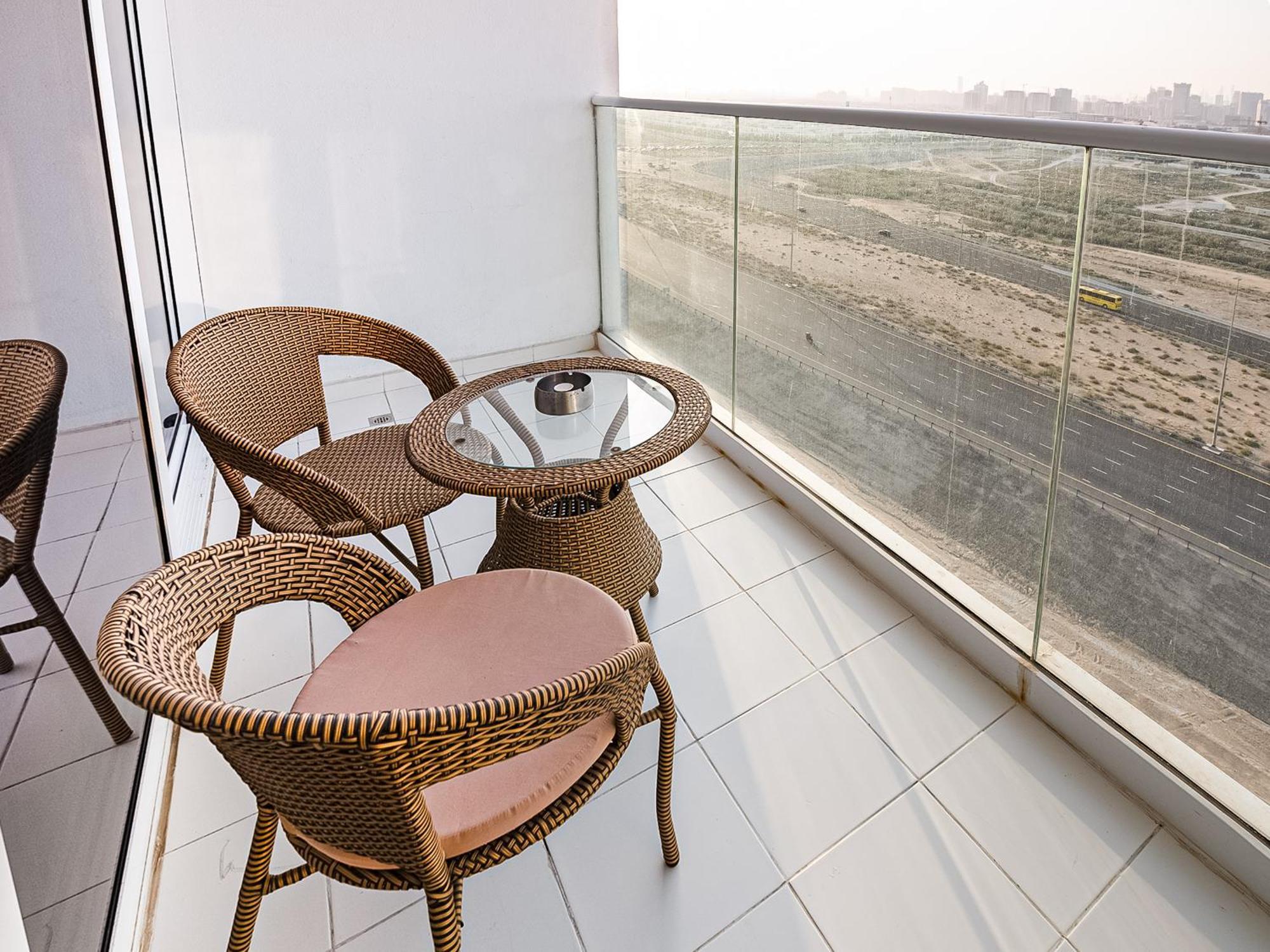Apartment Cozy And Stylish Retreat In Damac Hills
