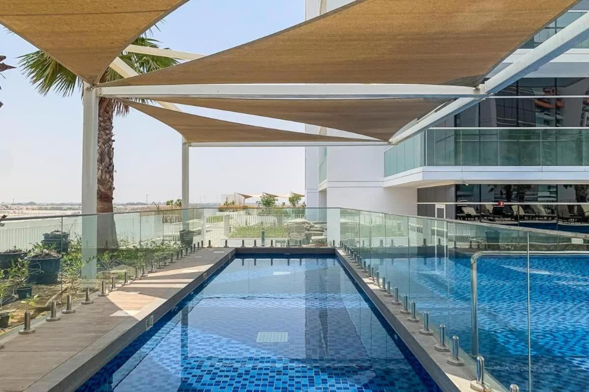 Apartment Cozy And Stylish Retreat In Damac Hills Dubai